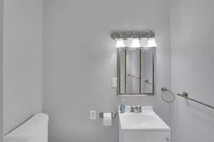 638 Arawe Circle E, Irving, TX 75060 - Photo 10