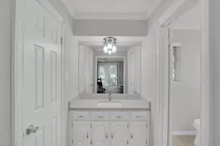 638 Arawe Circle E, Irving, TX 75060 - Photo 16
