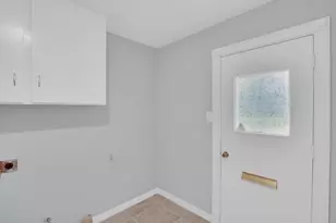 638 Arawe Circle E, Irving, TX 75060 - Photo 12