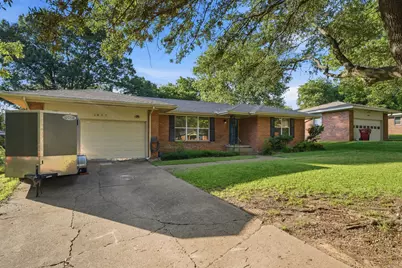 1411 Robin Drive, Sherman, TX 75092 - Photo 2