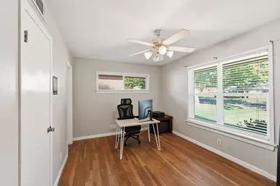 1411 Robin Drive, Sherman, TX 75092 - Photo 4