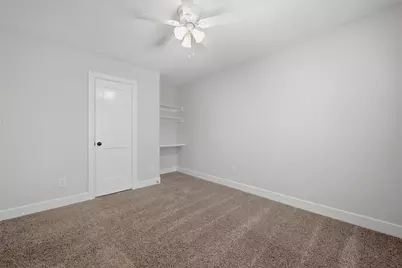931 W Collins Street, Denison, TX 75020 - Photo 12