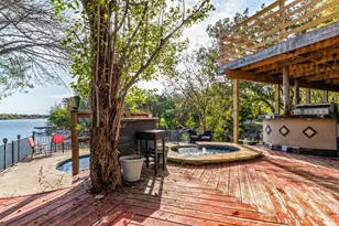 1612 Lakecrest Cir, Granbury, TX 76048 - Photo 26