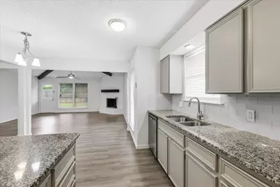 7208 Misty Meadow Drive S, Fort Worth, TX 76133 - Photo 12