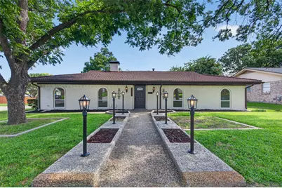3401 Glenmont Drive, Fort Worth, TX 76133 - Photo 1