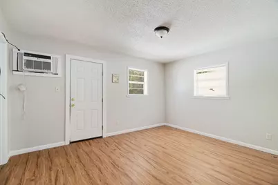 401 S Donoho Street, Clarksville, TX 75426 - Photo 12