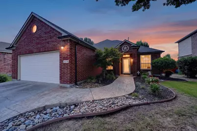 10318 Augusta Lane, Rowlett, TX 75089 - Photo 1