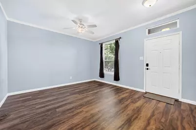 10318 Augusta Lane, Rowlett, TX 75089 - Photo 4