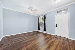 10318 Augusta Ln, Rowlett, TX 75089 - Photo 4