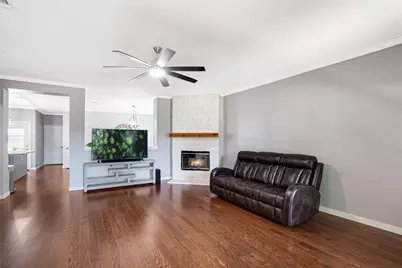 10956 Colonial Heights Lane, Fort Worth, TX 76179 - Photo 6