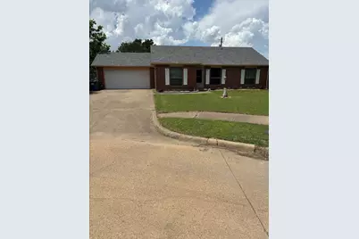 123 Brisbane Court, Glenn Heights, TX 75154 - Photo 2