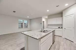 8608 Centerboard Ln, Fort Worth, TX 76179 - Photo 12