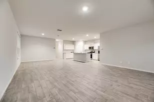 8608 Centerboard Ln, Fort Worth, TX 76179 - Photo 10