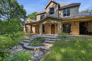 240 Grande Casa Rd, Waxahachie, TX 75167 - Photo 2