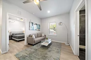 808 Sealy Ave, Galveston, TX 77550 - Photo 12