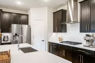 313 Kennewick Dr, Garland, TX 75044 - Photo 10