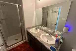 5641 Willamette Dr, Fort Worth, TX 76119 - Photo 10