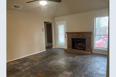 313 Joshua Street, Denton, TX 76209 - Photo 2