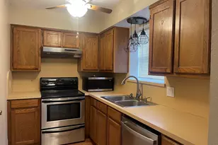 313 Joshua St, Denton, TX 76209 - Photo 4