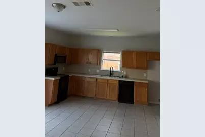 2053 Meadow Park Drive, Princeton, TX 75407 - Photo 8