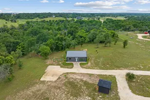 400 Round Up Ct, Stephenville, TX 76401 - Photo 36