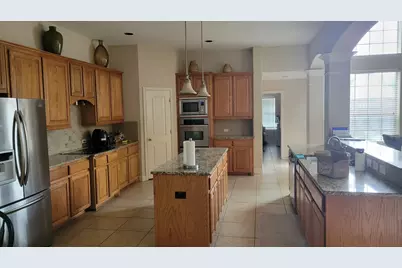 617 York Court, Lewisville, TX 75056 - Photo 2