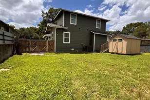 2005 May St, Fort Worth, TX 76110 - Photo 18