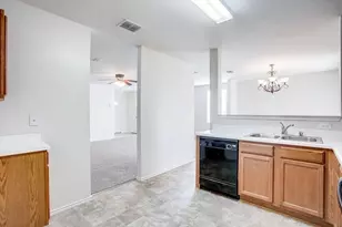 10540 Flagstaff Run, Fort Worth, TX 76140 - Photo 12