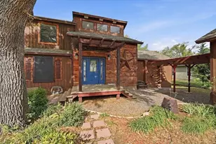 1334 Kiowa Dr E, Gainesville, TX 76240 - Photo 2