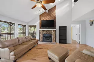 1334 Kiowa Dr E, Gainesville, TX 76240 - Photo 8