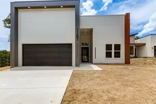 1151 Riverwood Rd, Dallas, TX 75217 - Photo 1
