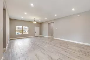 706 Poinsettia Dr, Lancaster, TX 75146 - Photo 1