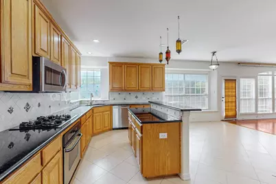 8609 Rugby Drive, Irving, TX 75063 - Photo 16