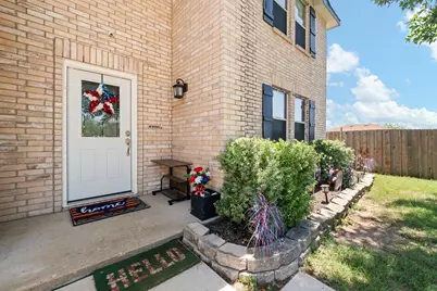 1208 Scarlet Sage Parkway, Burleson, TX 76028 - Photo 2