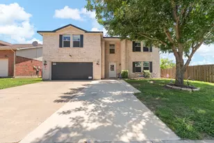 1208 Scarlet Sage Pkwy, Burleson, TX 76028 - Photo 1