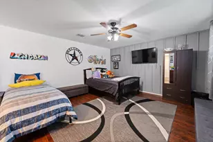 1208 Scarlet Sage Pkwy, Burleson, TX 76028 - Photo 4