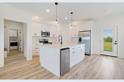 204 Private Road 33083, Sumner, TX 75486 - Photo 8