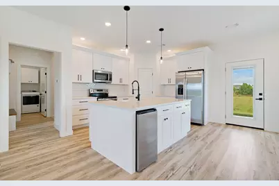 204 Private Road 33083, Sumner, TX 75486 - Photo 8