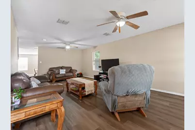 2405 Chestnut Drive, Little Elm, TX 75068 - Photo 2