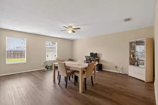 2405 Chestnut Dr, Little Elm, TX 75068 - Photo 8