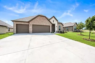 510 Cristo Range Dr, Greenville, TX 75402 - Photo 2