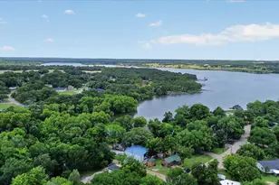 143 White Oak St, Alvarado, TX 76009 - Photo 1
