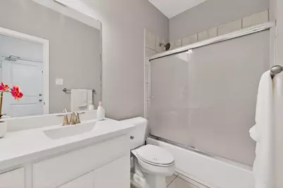 604 Warwick Boulevard, Lewisville, TX 75056 - Photo 20