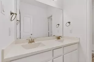 604 Warwick Blvd, Lewisville, TX 75056 - Photo 26