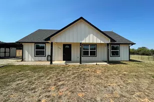 109 Spruce Tree Ct, Poolville, TX 76487 - Photo 2