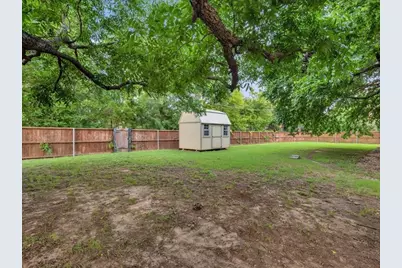 823 S Crockett Street, Sherman, TX 75090 - Photo 26