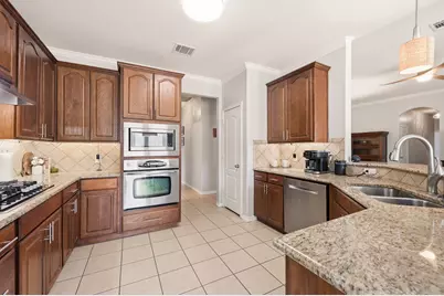 1080 Estates Drive, Kennedale, TX 76060 - Photo 14