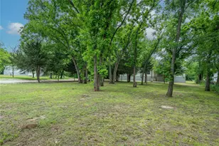 6617 Pecanwood Ct, Mansfield, TX 76063 - Photo 4