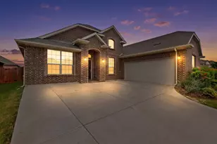 7811 Links Dr, Arlington, TX 76001 - Photo 2