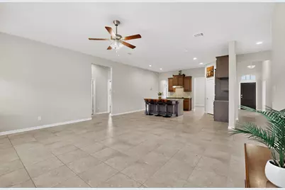 7811 Links Drive, Arlington, TX 76001 - Photo 14